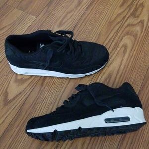 Brand New Nike Air Max 90
